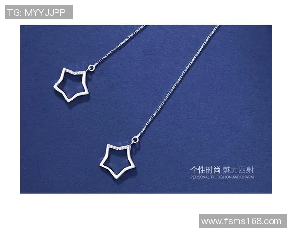 足球明星耳钉时尚潮流解析展现个性魅力与运动精神 足球明星耳钉时尚潮流解析展现个性魅力与运动精神